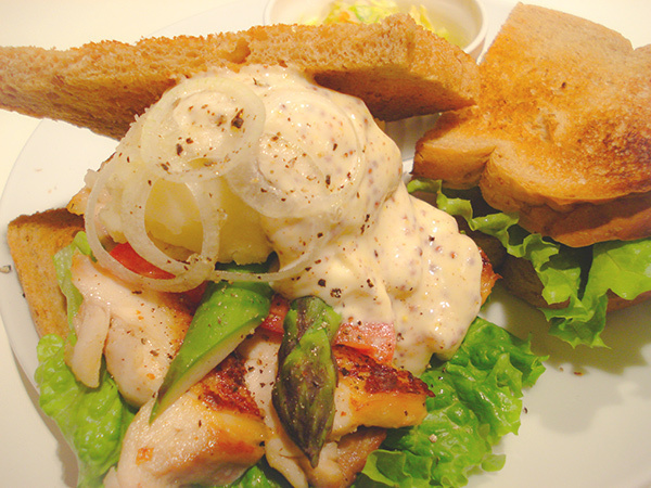 チキン＆ポテトサンド