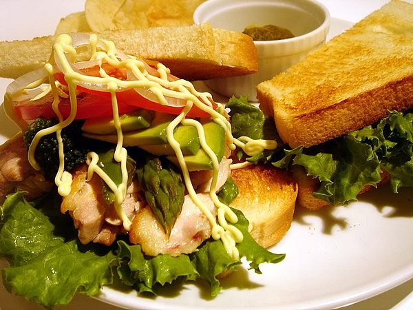 チキン＆野菜5種サンド